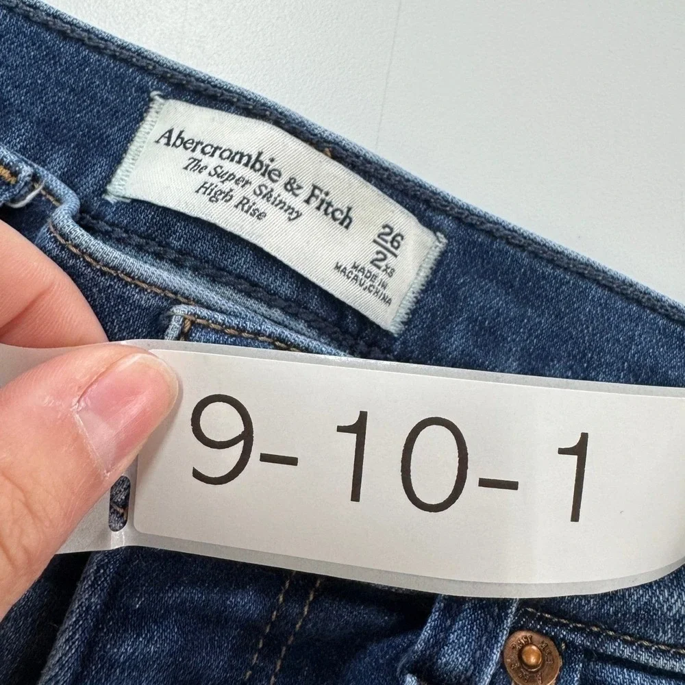 Abercrombie Jeans Women 26 Blue‎ Skinny Dark Wash Denim Preppy Minimalist
